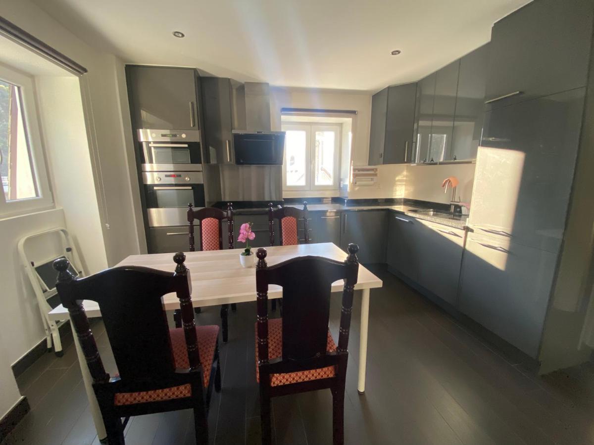 Today Appartement Famille Chippis Bagian luar foto