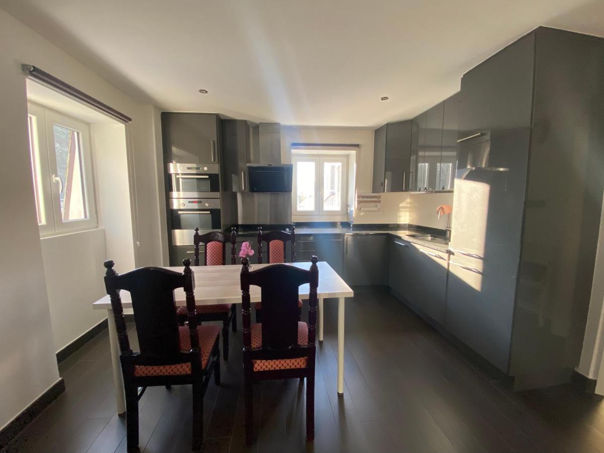 Today Appartement Famille Chippis Bagian luar foto